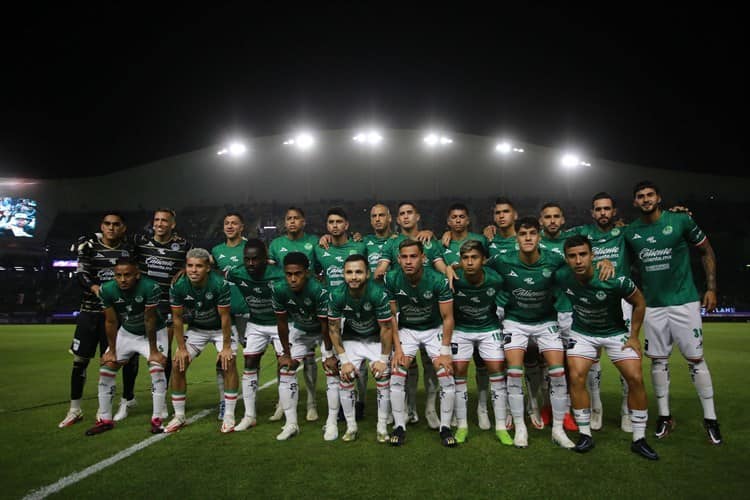 Mazatlán no levanta; Bravos gana 3-2 en el Kraken