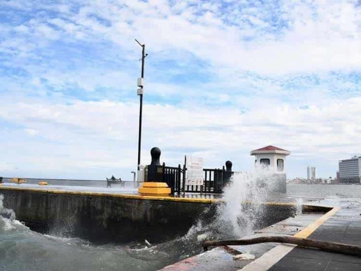 Capitanía cierra el puerto de Veracruz a la navegación menor y mayor por evento de norte