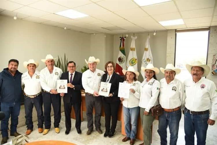 Organización de Jinetes en Veracruz proponen que el 22 de Abril sea declarado el Día del Caballo