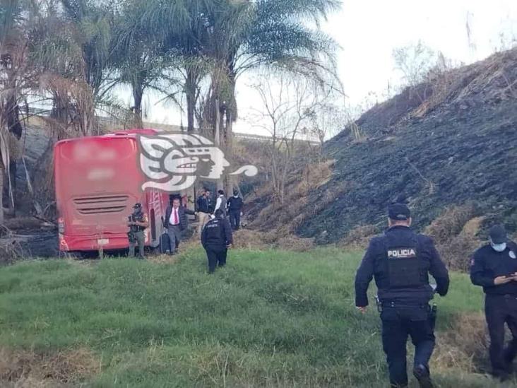 Autobús se despista en la Xalapa-Veracruz