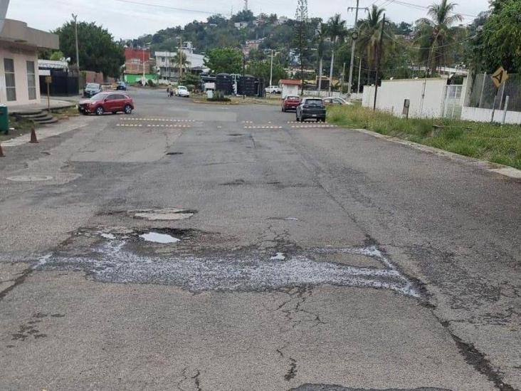 Gobierno de Poza Rica pide a ciudadanos reportar baches a través de Facebook