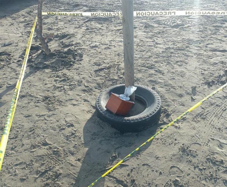 ¡De película! Policías se movilizan por aparición de una urna con cenizas en Playa de Chachalacas