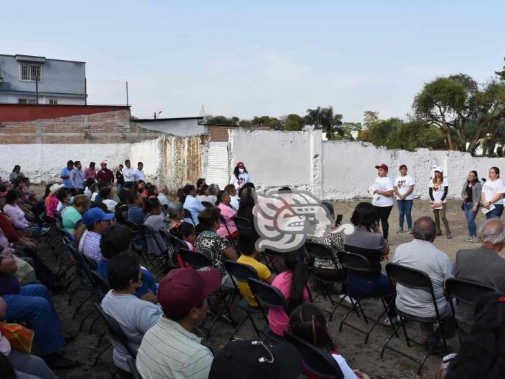 AC promueve en Orizaba huertos en casa