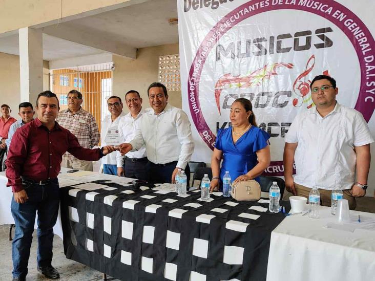 Por primera vez en Cotaxtla, músicos cuentan con el respaldo de un sindicato