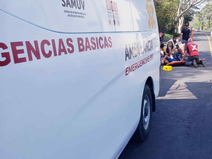 Se impacta motociclista contra taxi en Cosamaloapan