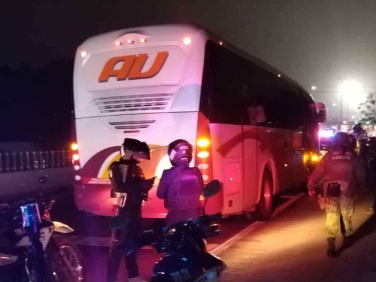 Balean a conductor durante violento asalto en autopista Orizaba-Córdoba