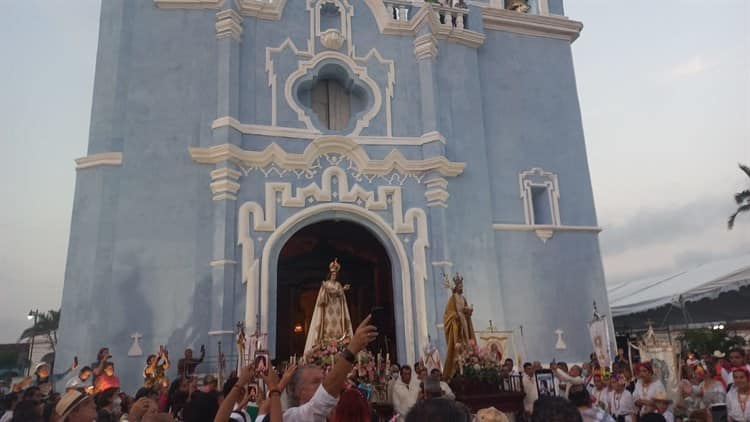 Finalizan las fiestas de Tlacotalpan con procesión a la virgen de la Candelaria