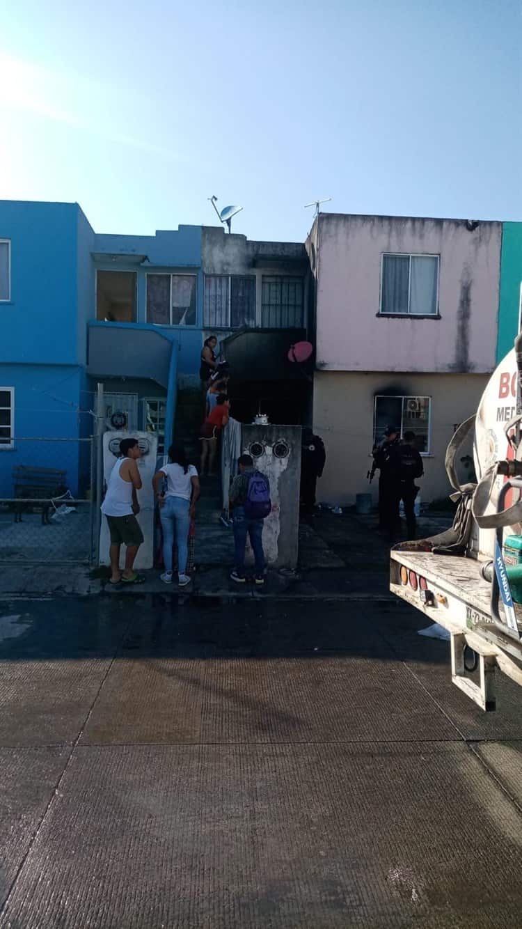 Se incendia vivienda en fraccionamiento Puente Moreno de Veracruz
