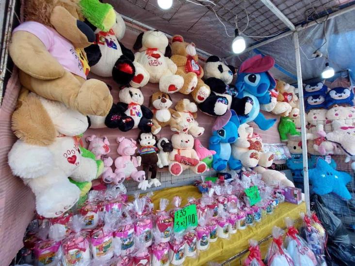 Veracruzanos gastan hasta 800 pesos en Día del Amor