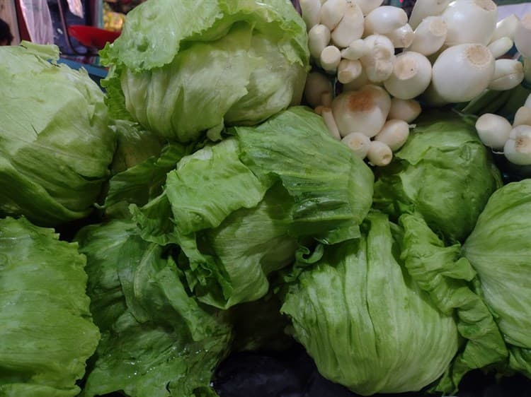 Temporada de frío ha ocasionado incremento en precio de verduras en Veracruz