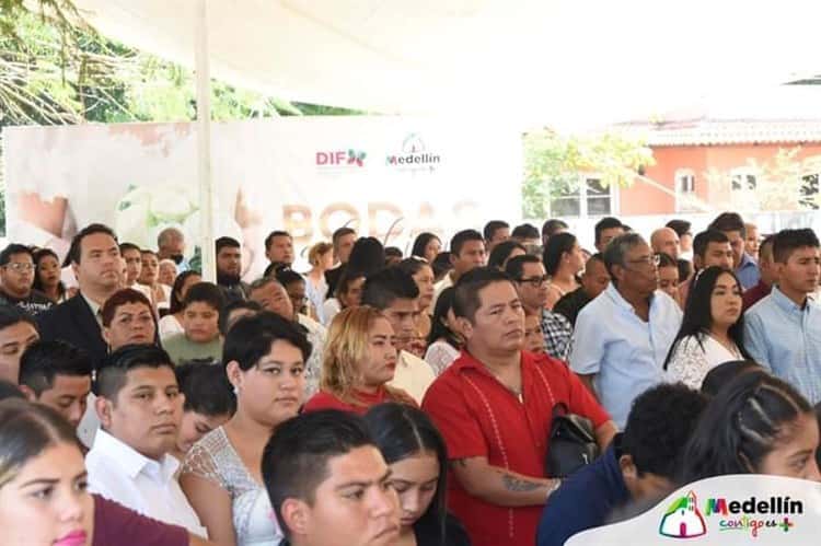 En Medellín, más de 144 parejas se unieron en bodas colectivas