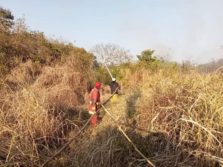 ¿Sería provocado? Se incendia basurero municipal de Tierra Blanca