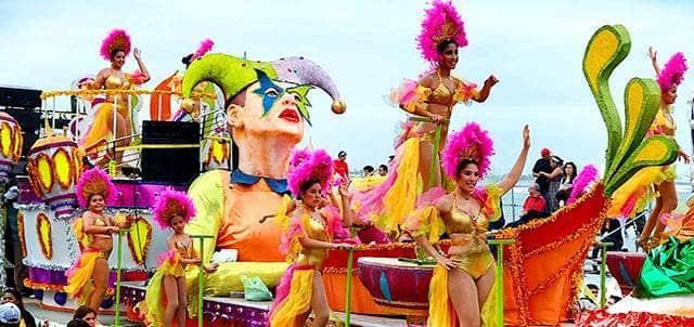 El nuevo Carnaval en Veracruz. Duro golpe