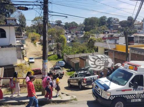 Intentó asaltar a una mujer en Xalapa; fue detenido por taxistas