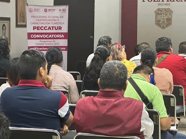 Invitan a prestadores de servicios turísticos de Poza Rica a certificarse