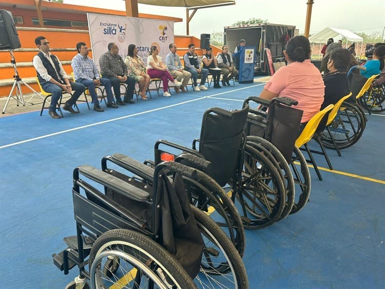 Enchúlame la silla beneficia a personas con discapacidad en Poza Rica (+Video)