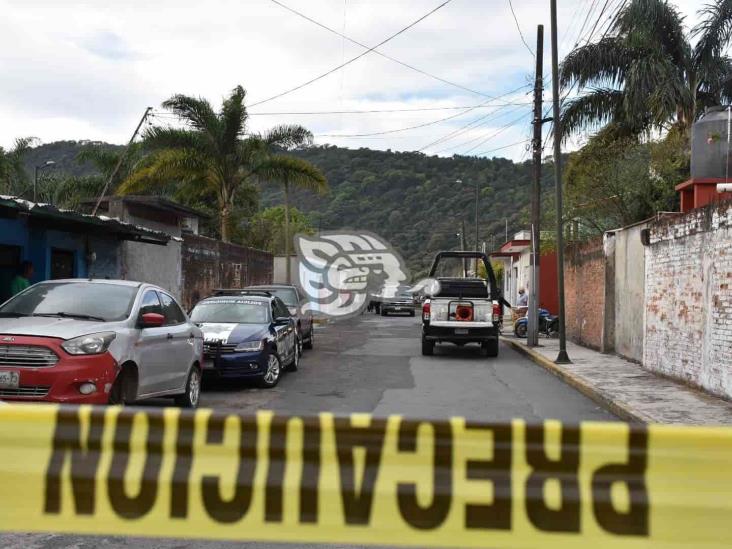 Asesinan a hombre afuera de vivienda en Orizaba; querían secuestrarlo (+Video)