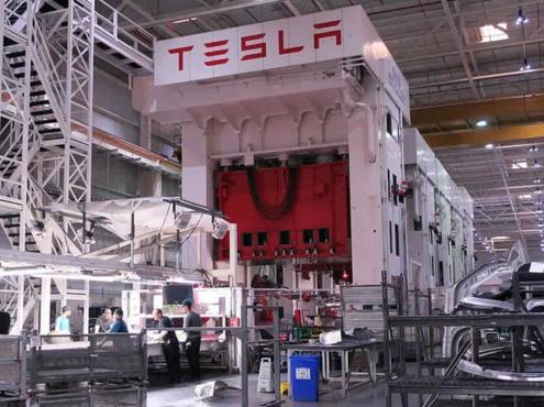 Tesla se iría a Indonesia si no se elige Nuevo León