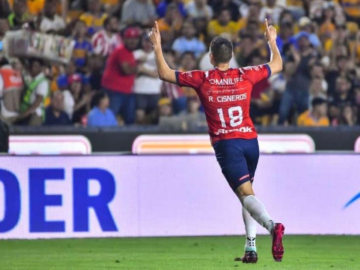 Quita Chivas etiqueta de invicto a los Tigres