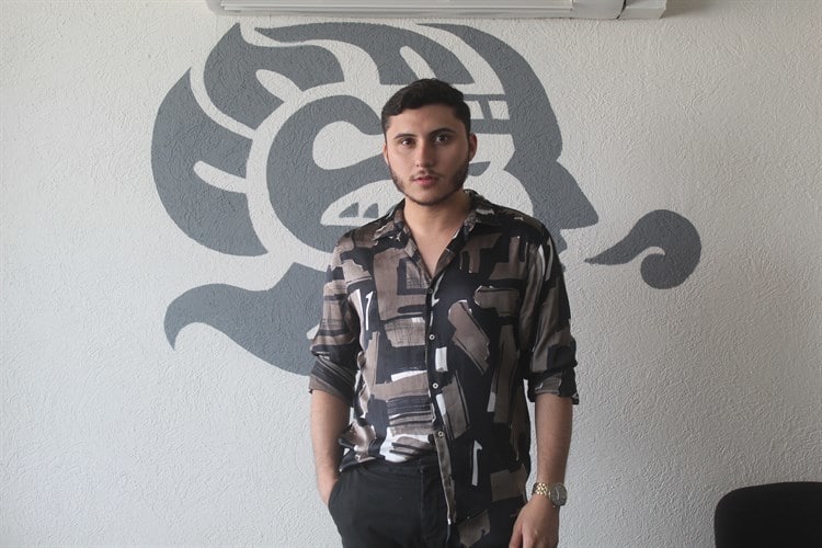 El cantante Dany Cruzba recibe reconocimiento por ser ‘Inspiración para los Jóvenes Alvaradeños’