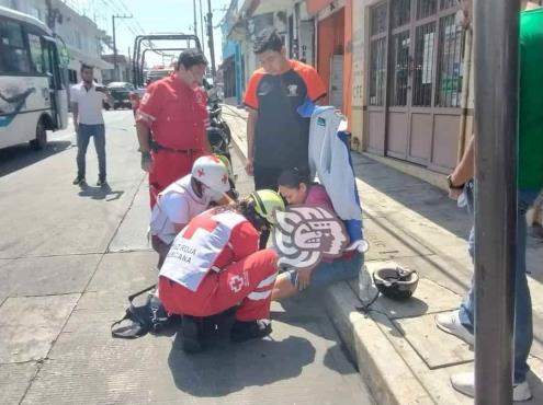 Accidente en Córdoba deja una motociclista lesionada