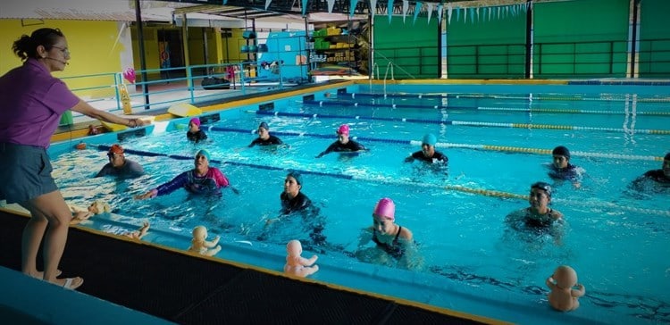 Realizan curso acuático con diversas actividades deportivas