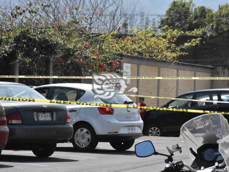 Desconocidos atacan y asesinan a profesora en calles de Orizaba (+Video)