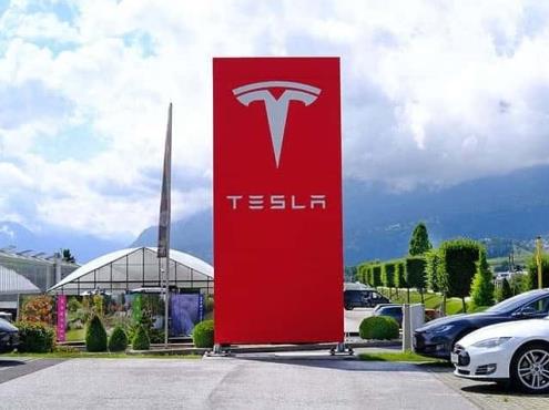 Tesla aterrizará inversión millonaria en México tras diálogo AMLO-Musk