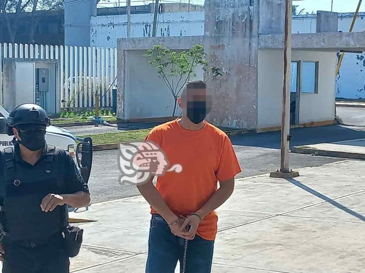 En Coatzacoalcos Janeth encara a Elvis Alexis, quien trató de asesinarla