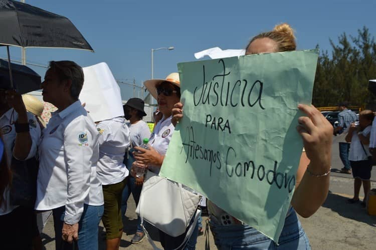 Ex trabajadoras del puerto de Veracruz piden ayuda a Beatriz Gutiérrez