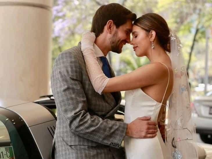 César Luna diseñó el velo para la boda de Paulina Goto y Rodrigo Saval