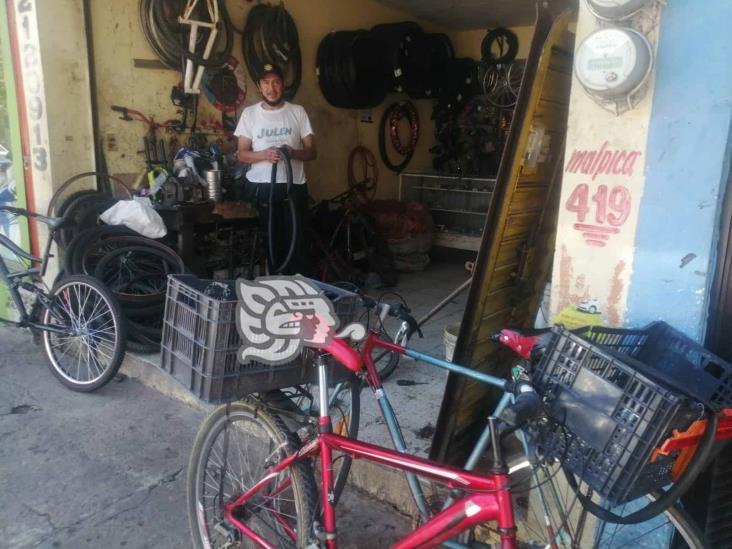 ¡Agoniza viejo oficio!; Reparación de bicicletas, en el olvido