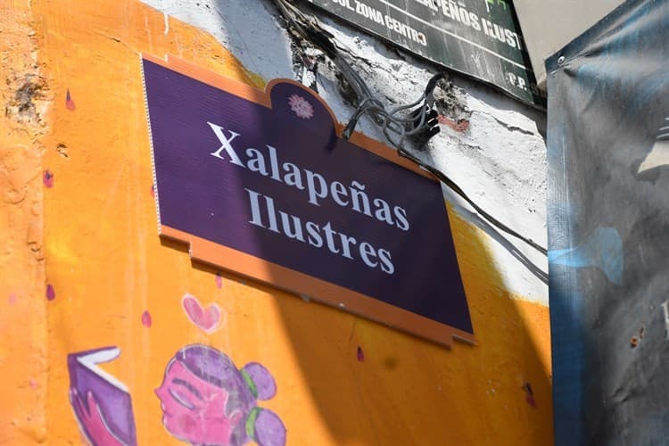 Mujeres reconocidas en Xalapa portan calles con sus nombres