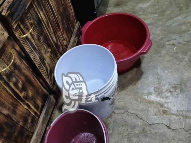 Xalapeños denuncian falta de agua y aplicación irregular de tandeos (+Video)