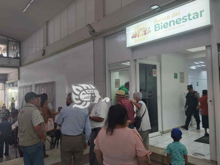 En Xalapa, inicia pago de pensión bimestral Bienestar (+Video)