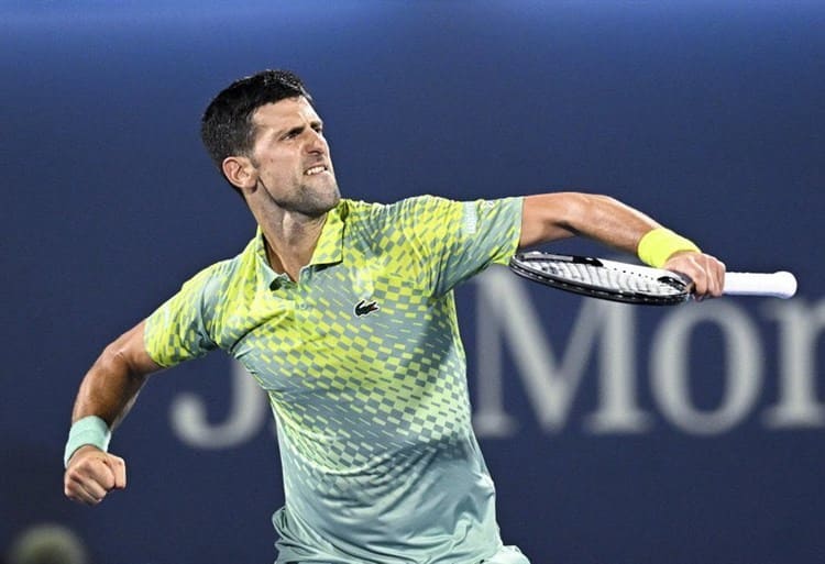 Clasifica Novak Djokovic a ronda semifinal en Dubai