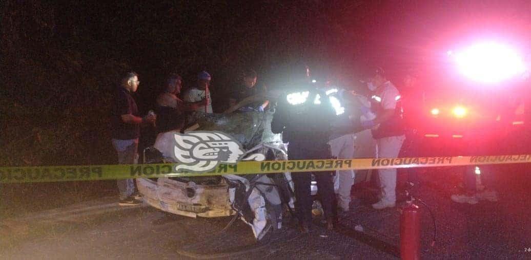 ¡Trágico accidente! Automóvil impacta a taxi en San Rafael; hay un fallecido