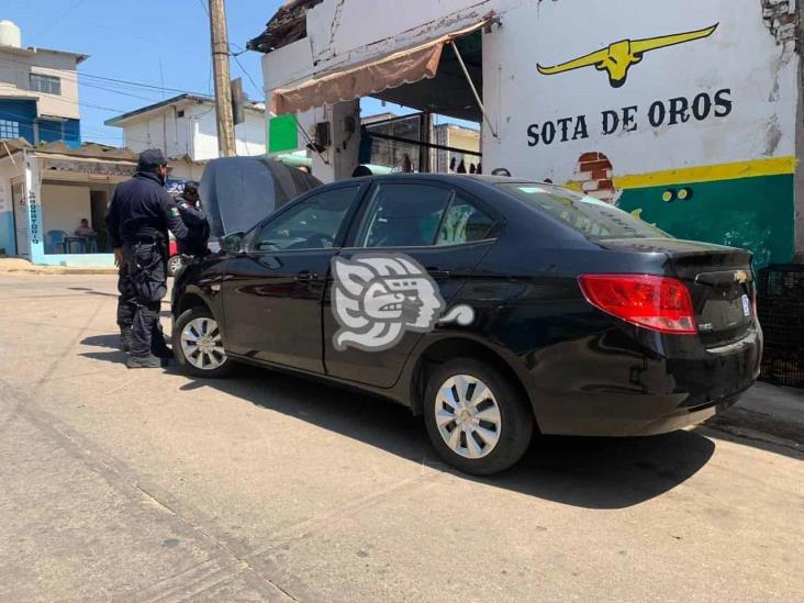 En Acayucan, fue a Hacienda a reemplacar su auto; resultó robado (+Video)