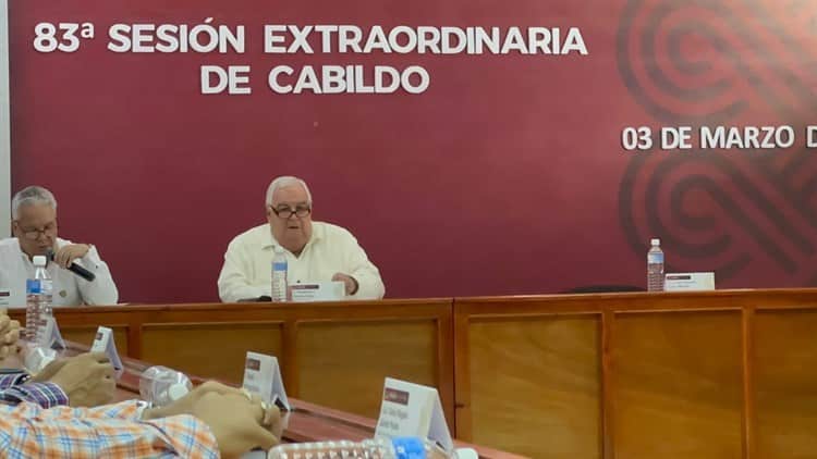 Alcalde de Poza Rica ofrece disculpa pública a regidora (+Video)