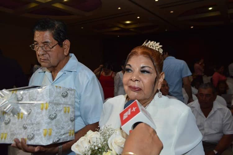 Abuelitos se casan en Boca del Río; se conocieron como empacadores