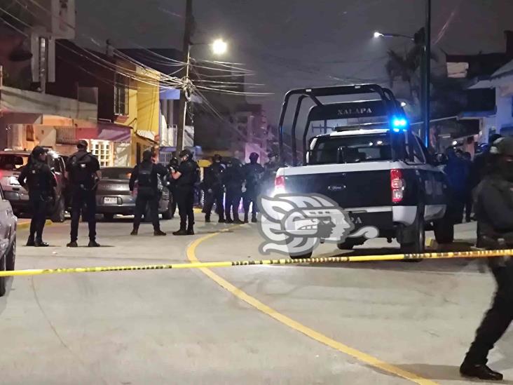 Enfrentamiento entre policías y civiles en Xalapa deja un fallecido(+Video)