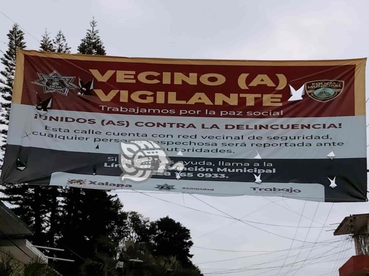 Ante asaltos, vecinos de la colonia Ferrer Guardia, en Xalapa, se unen contra delincuentes