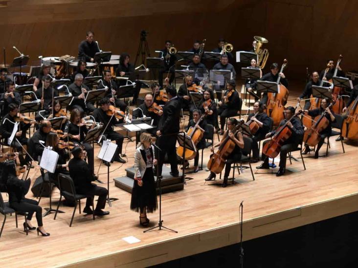 Romántico Concierto “Girando la Manzana” de la Orquesta Filarmónica Boca del Río – Veracruz