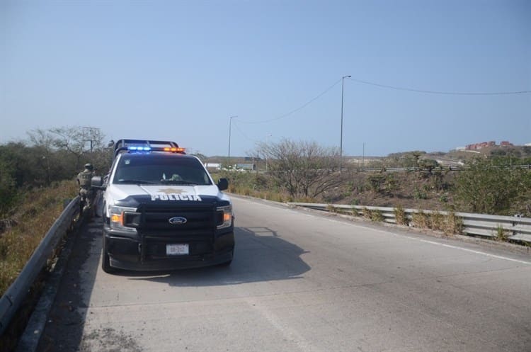 Hallan cuerpo de un hombre en baldío del kilómetro 13.5 en Veracruz