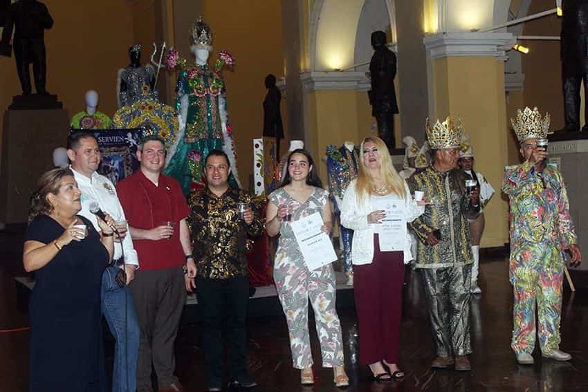 La exposición ‘Hermandad por la Alegría’ de Osiris Servien concluyó exitosamente