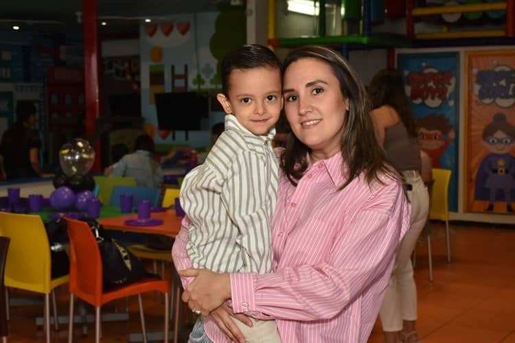 Alessa Vázquez Olmos fue celebrada por cumplir 2 años de vida