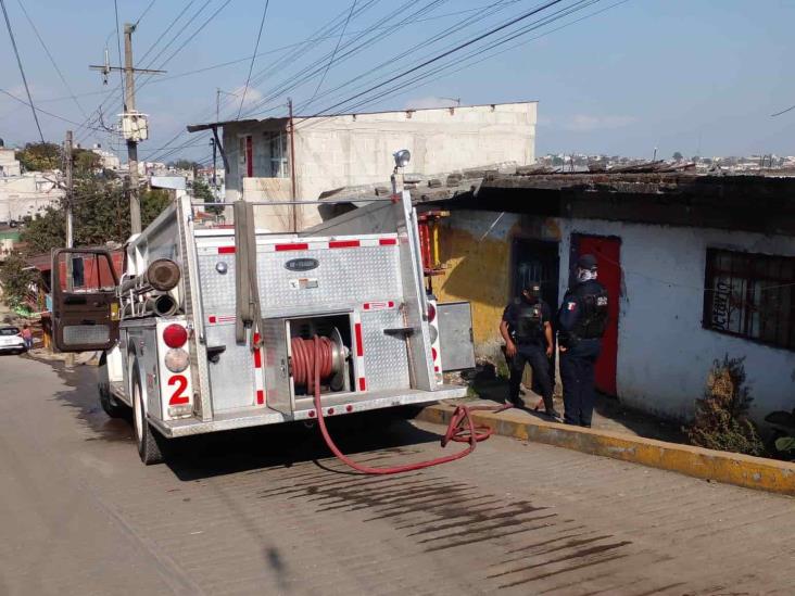 Se registra incendio en colonia Culturas Mexicanas de Xalapa
