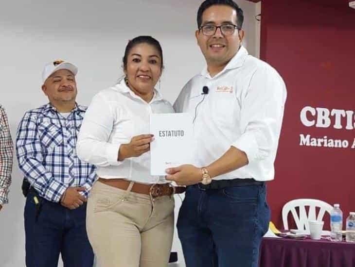 Por primera vez, una mujer dirige delegación sindical en Acayucan