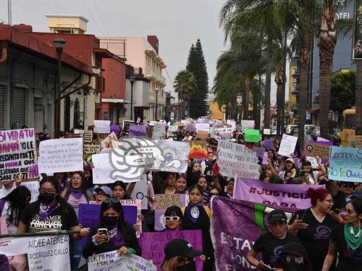 Marchan en Orizaba por el Día Internacional de la Mujer (+Video)