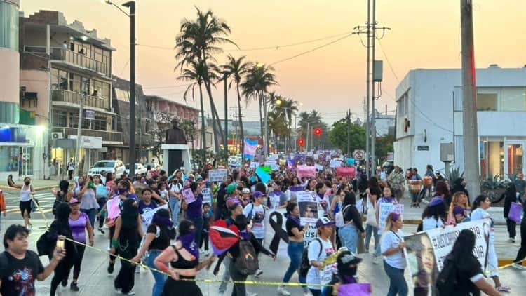 Mujeres hicieron cimbrar Veracruz; ¡Exigen un alto a la violencia!(+Video)